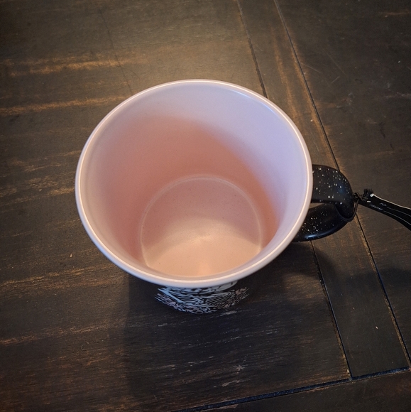 Black and Pink Skeleton Mug - Picture 3 of 4